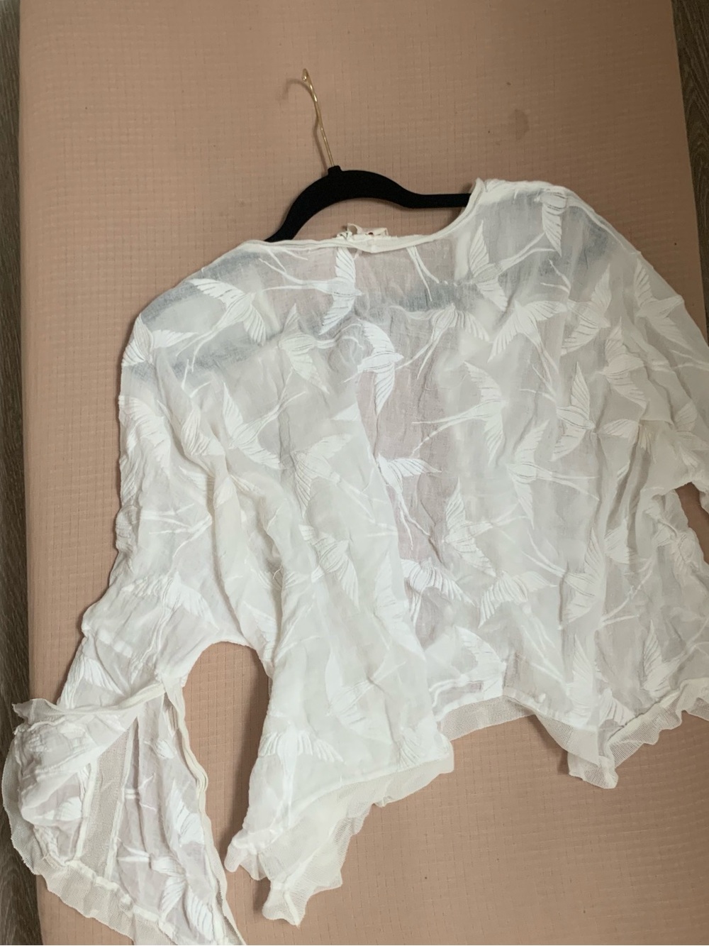 Anthropology Lilka shorebirds kimonoLightweight White Sheer Bird-Print Blouse.